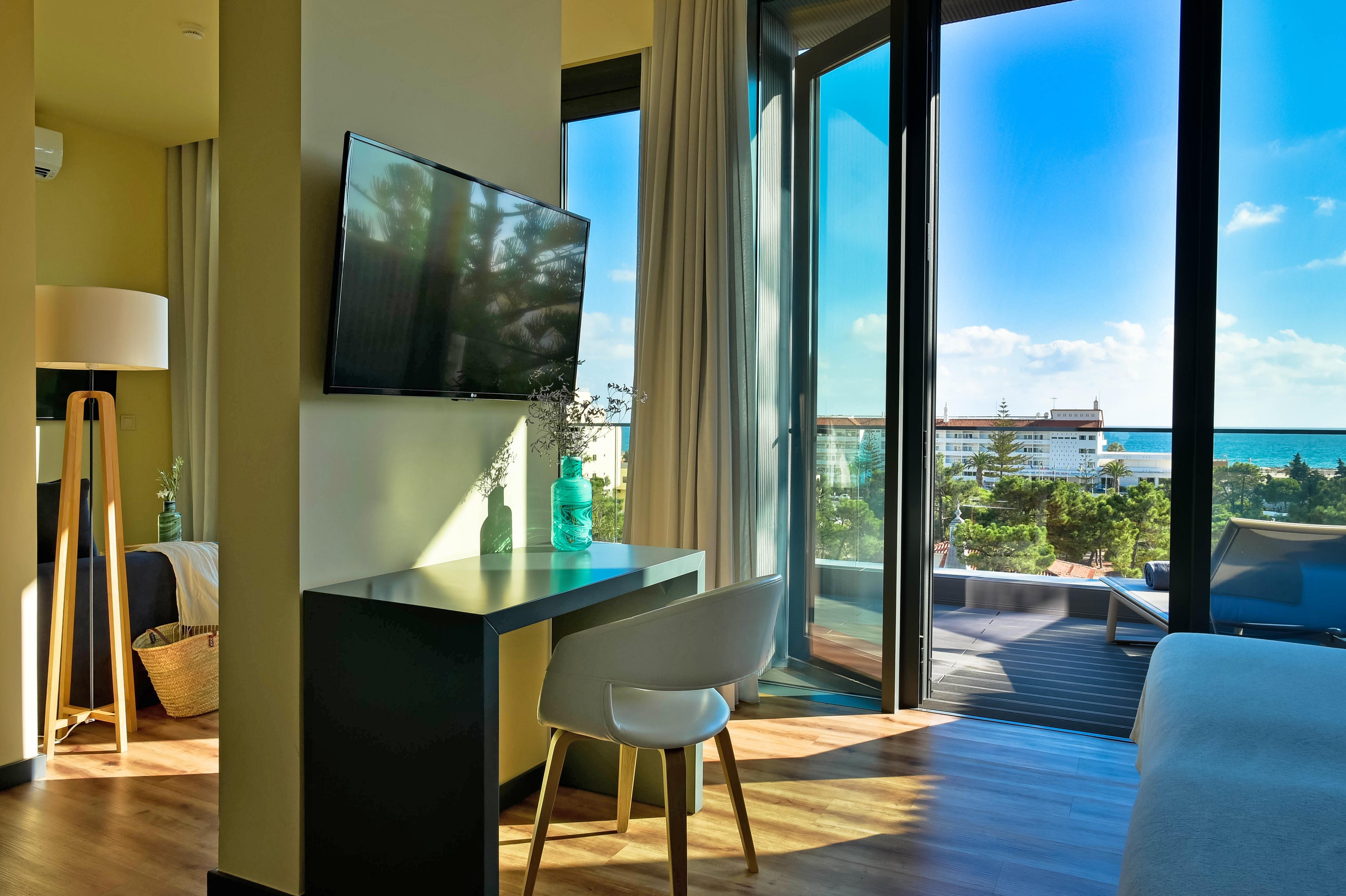 The Prime Energize Hotel Монте Гордо Екстериор снимка