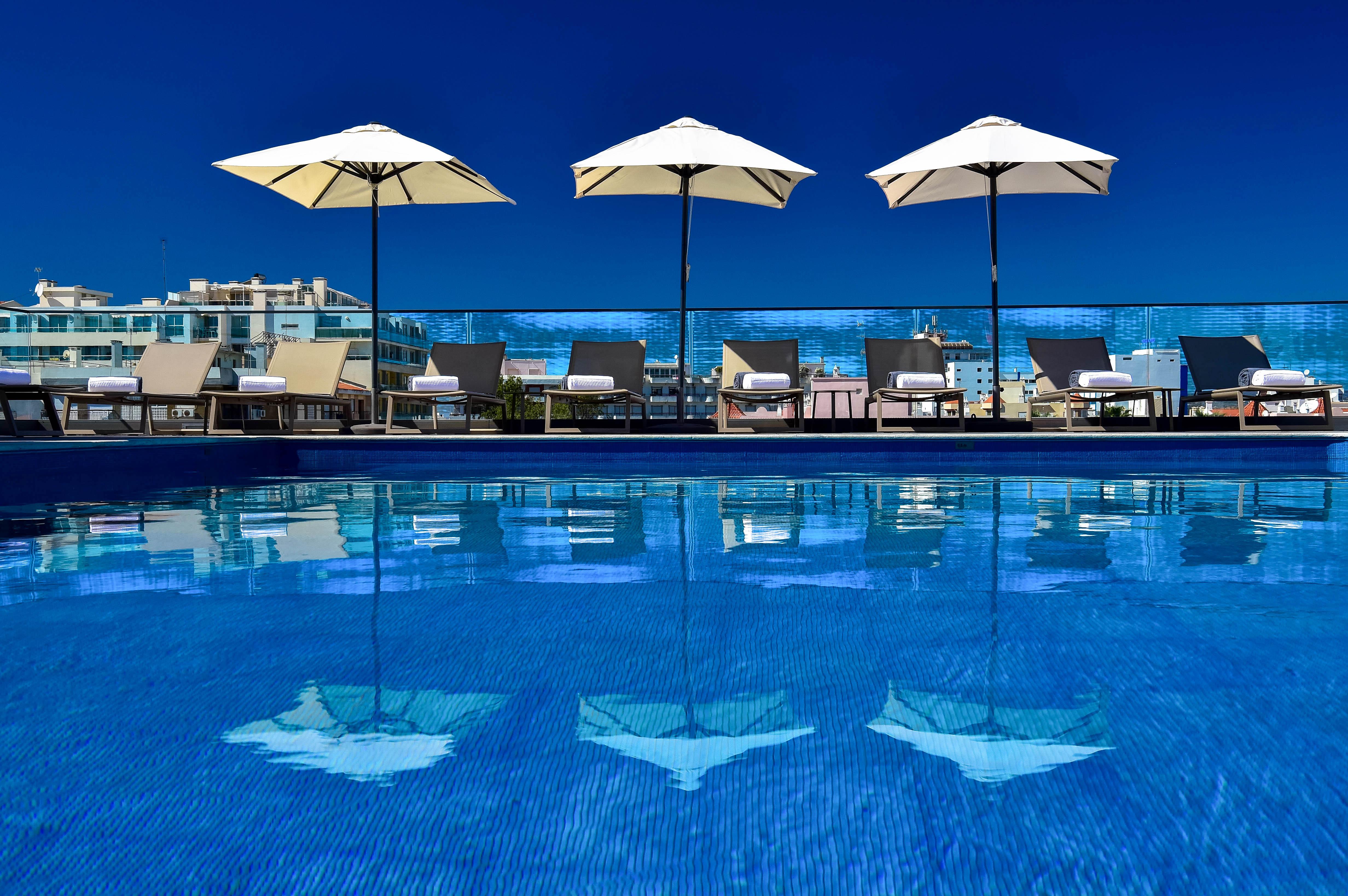The Prime Energize Hotel Монте Гордо Екстериор снимка