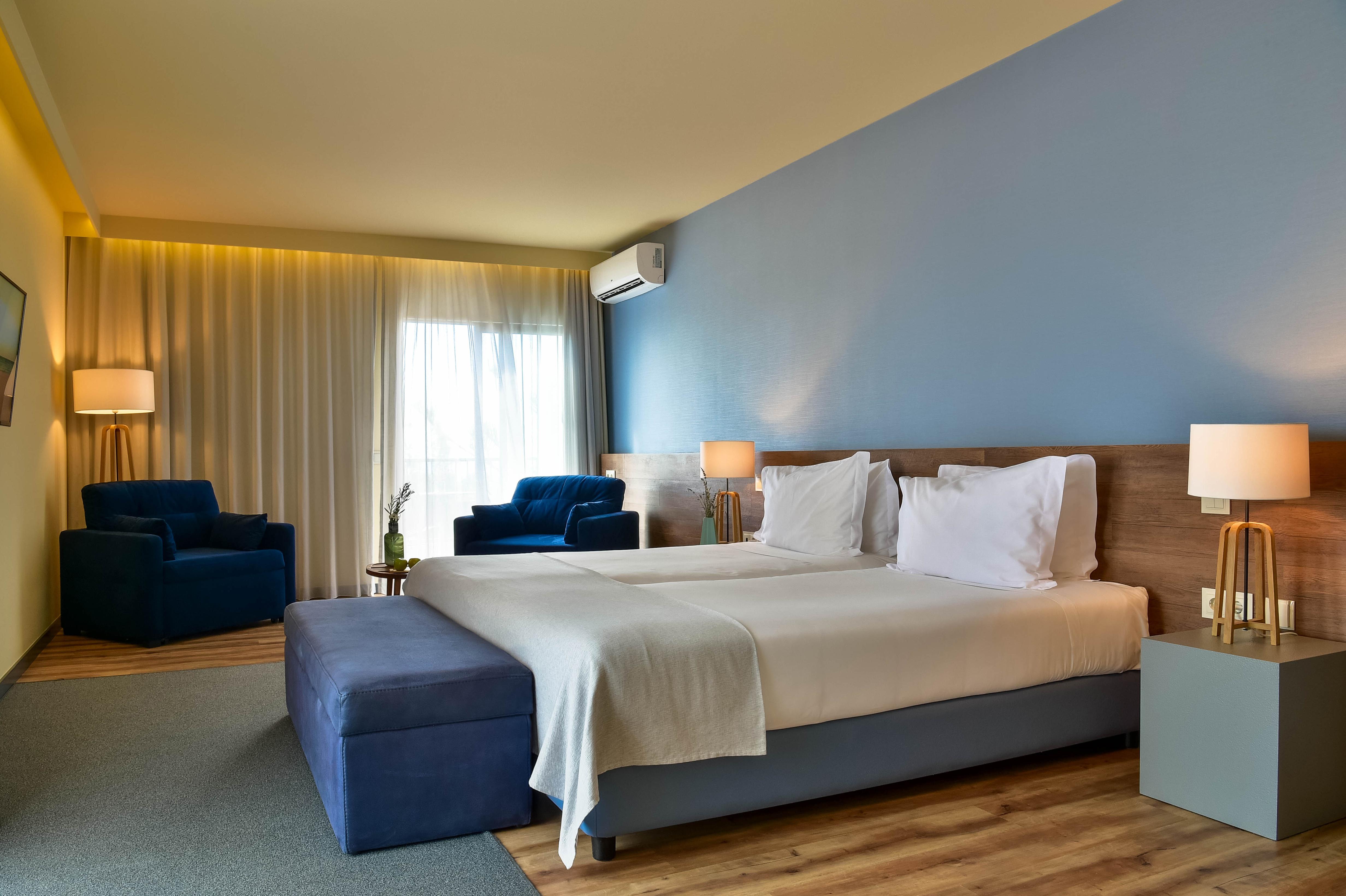 The Prime Energize Hotel Монте Гордо Екстериор снимка